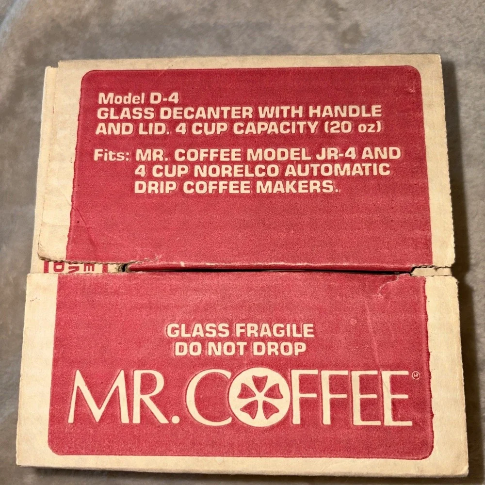 Mr. Coffee 4 Cup Glass Coffee Pot Decanter Model D4 Replacement Vintage New